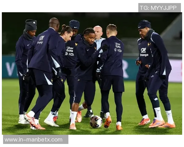 朗斯主帅盛赞乌多尔表现出色期待入选法国队